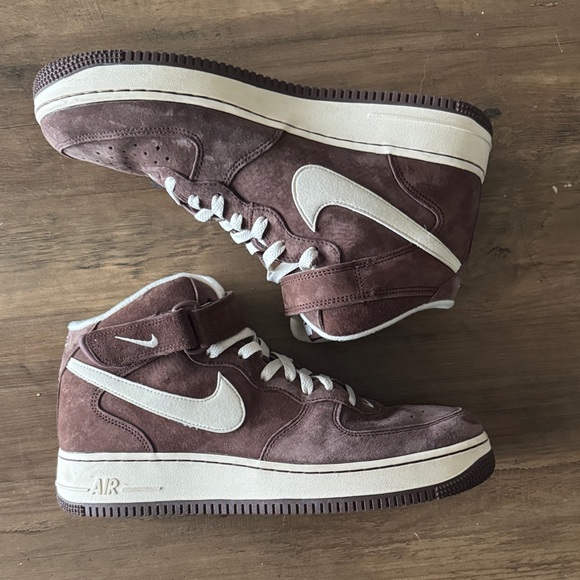 NIKE AF1 Mid Chocolate Suede | 10 | Air Force 1 - Picture 3 of 10